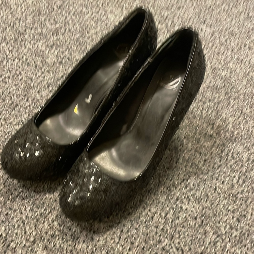 Sequenced stilettos
